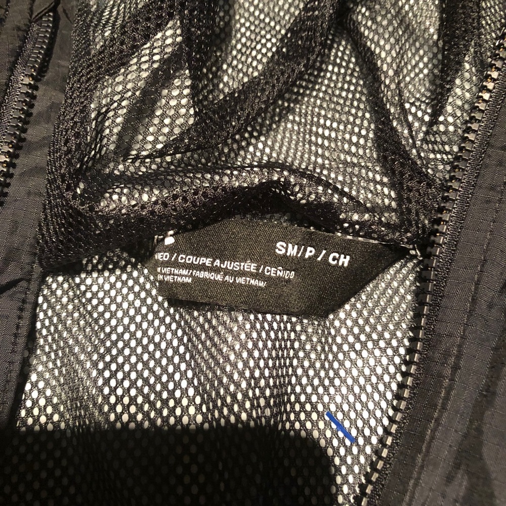 Under Armor Rain Jacket With Pockets - image 3